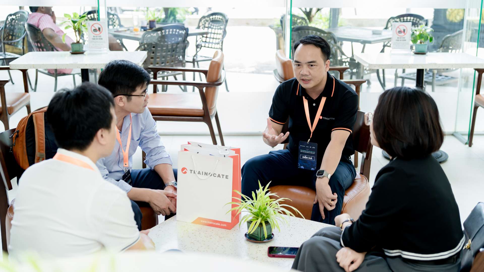 Trainocate Vietnam cùng AWS thúc đẩy đổi mới giáo dục với Generative AI