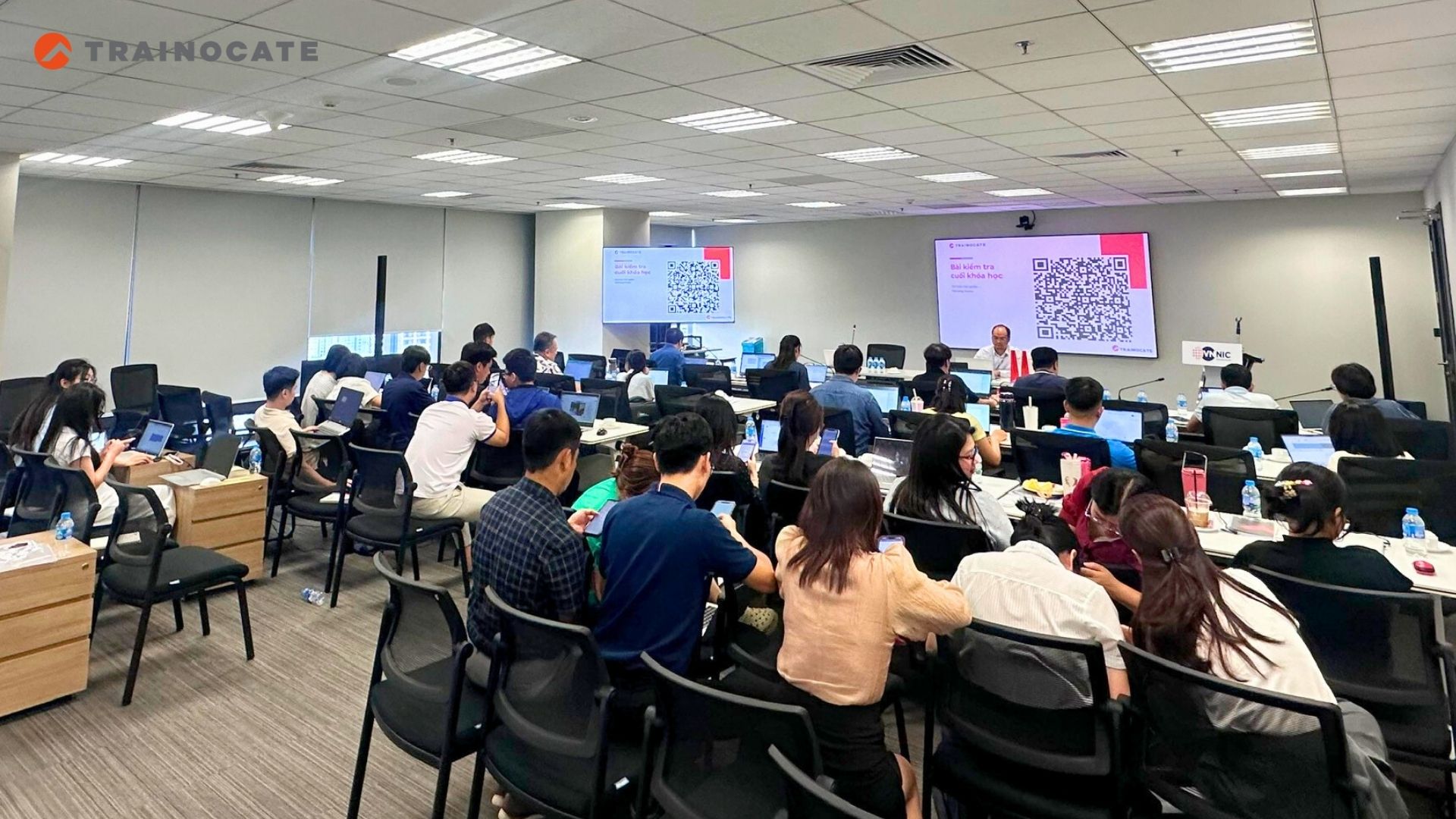 Chương trình Đào tạo AI cho doanh nghiệp - Trainocate Vietnam